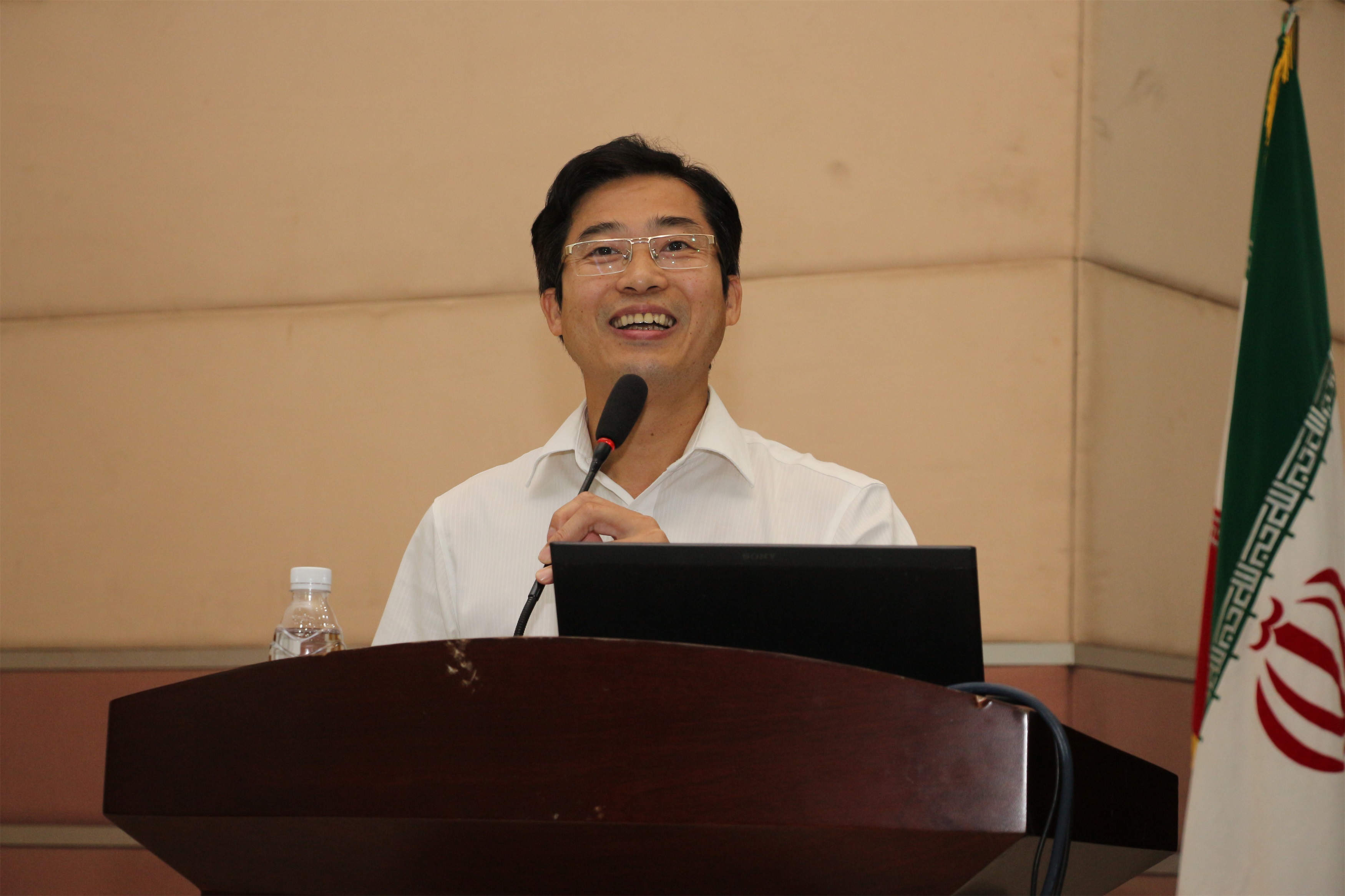 5af546e8ea988.jpg 图片55.jpg
