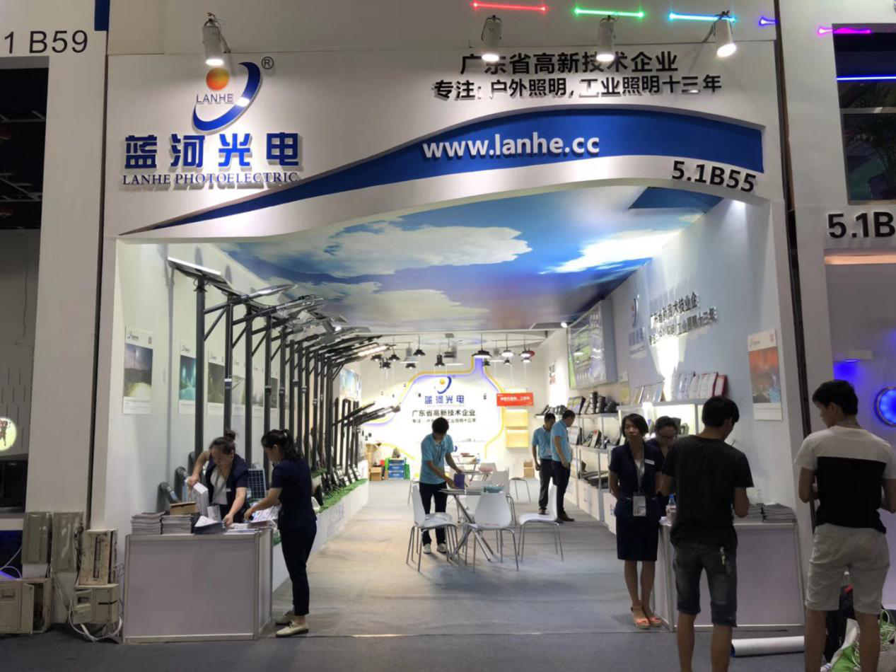 5b1e217c3d2d4.png 图片7.png