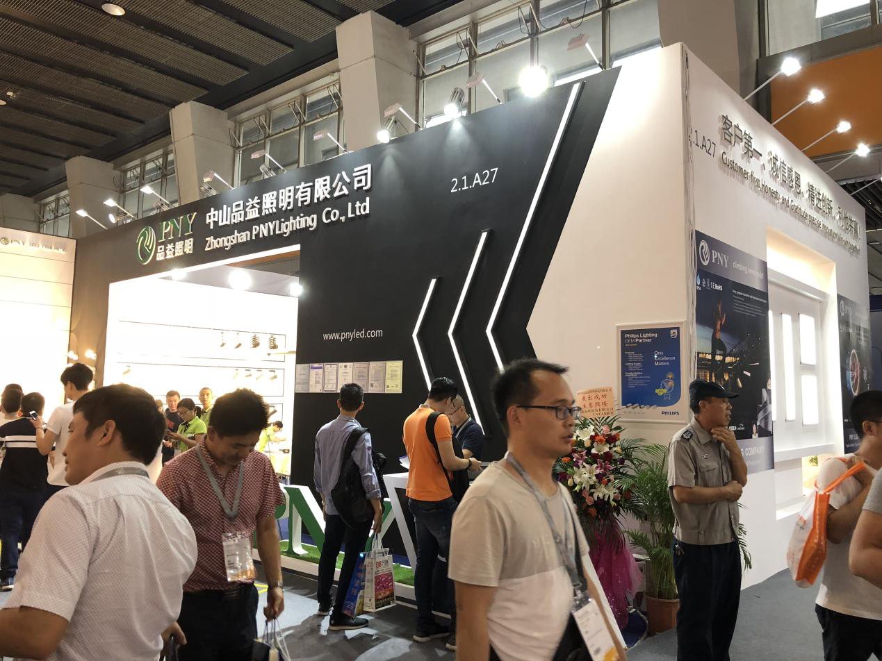 5b1e2135ecb58.png 图片3.png