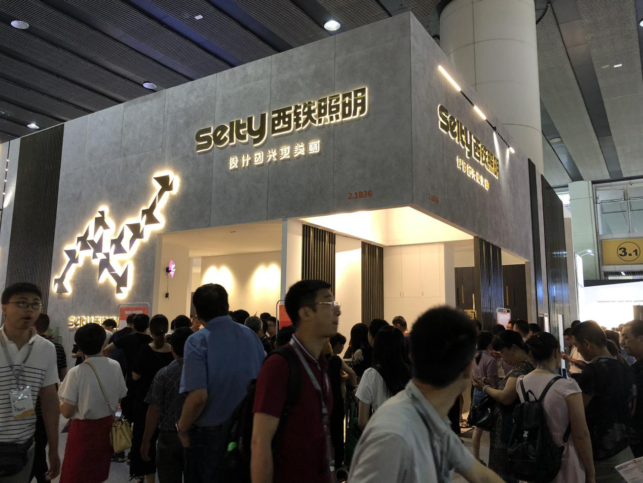 5b1e21883ae72.png 图片8.png